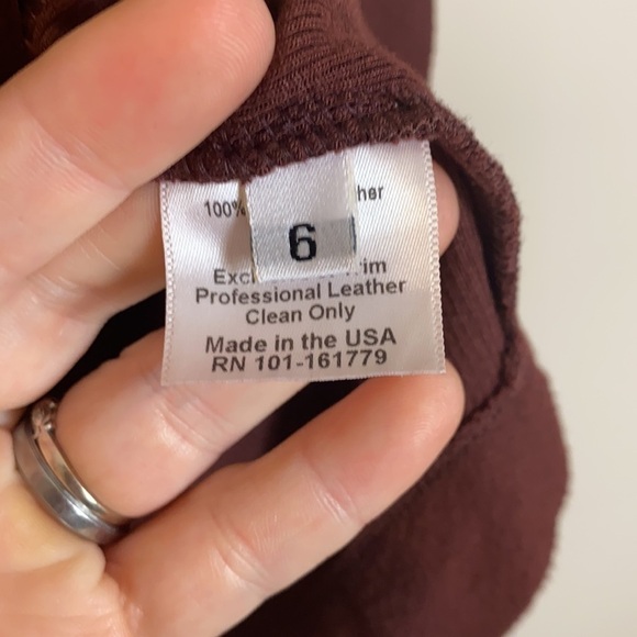 Anthropologie Illia Burgundy Tank Top with Suede Panel Size 6 - Picture 3 of 6